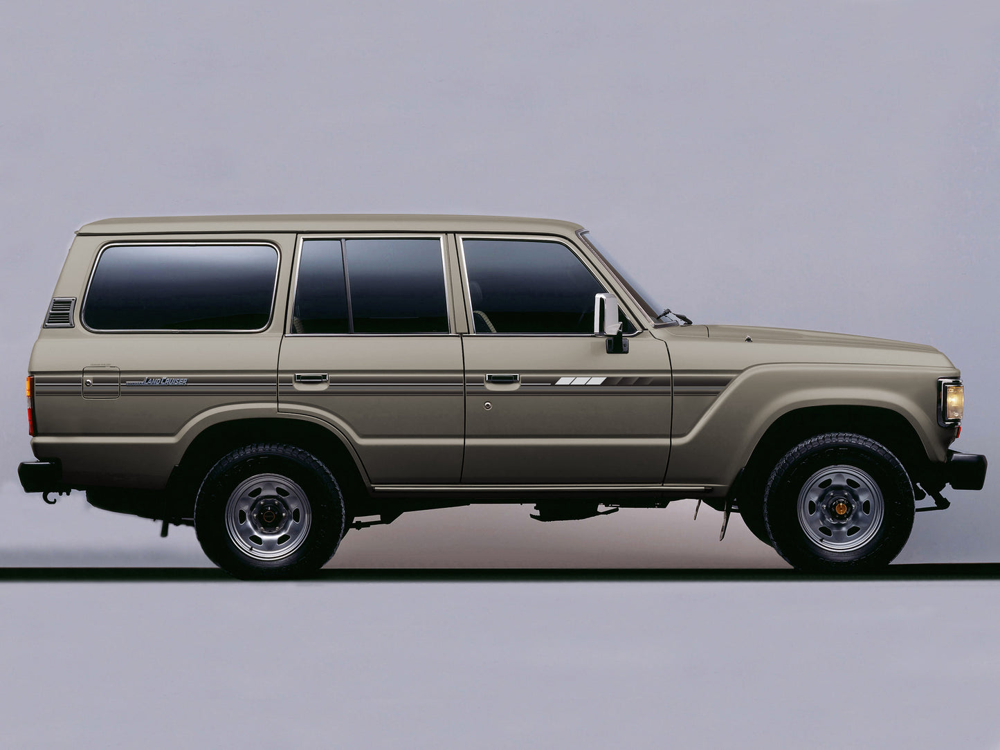 KIMBERLEY BODY DECAL KIT : TOYOTA LAND CRUISER 60-SERIES