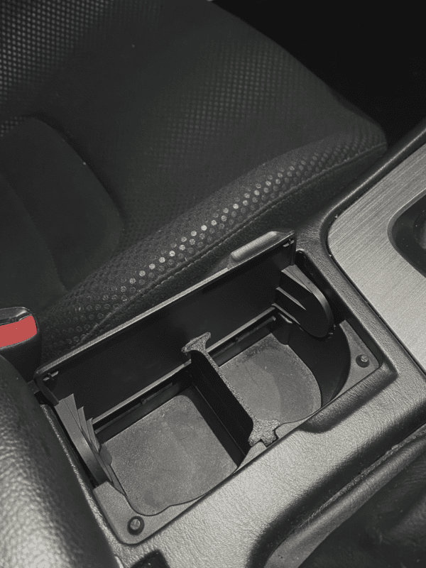 CUP HOLDER/DIVIDER INSERT : NISSAN SKYLINE R34 GTR/GTST