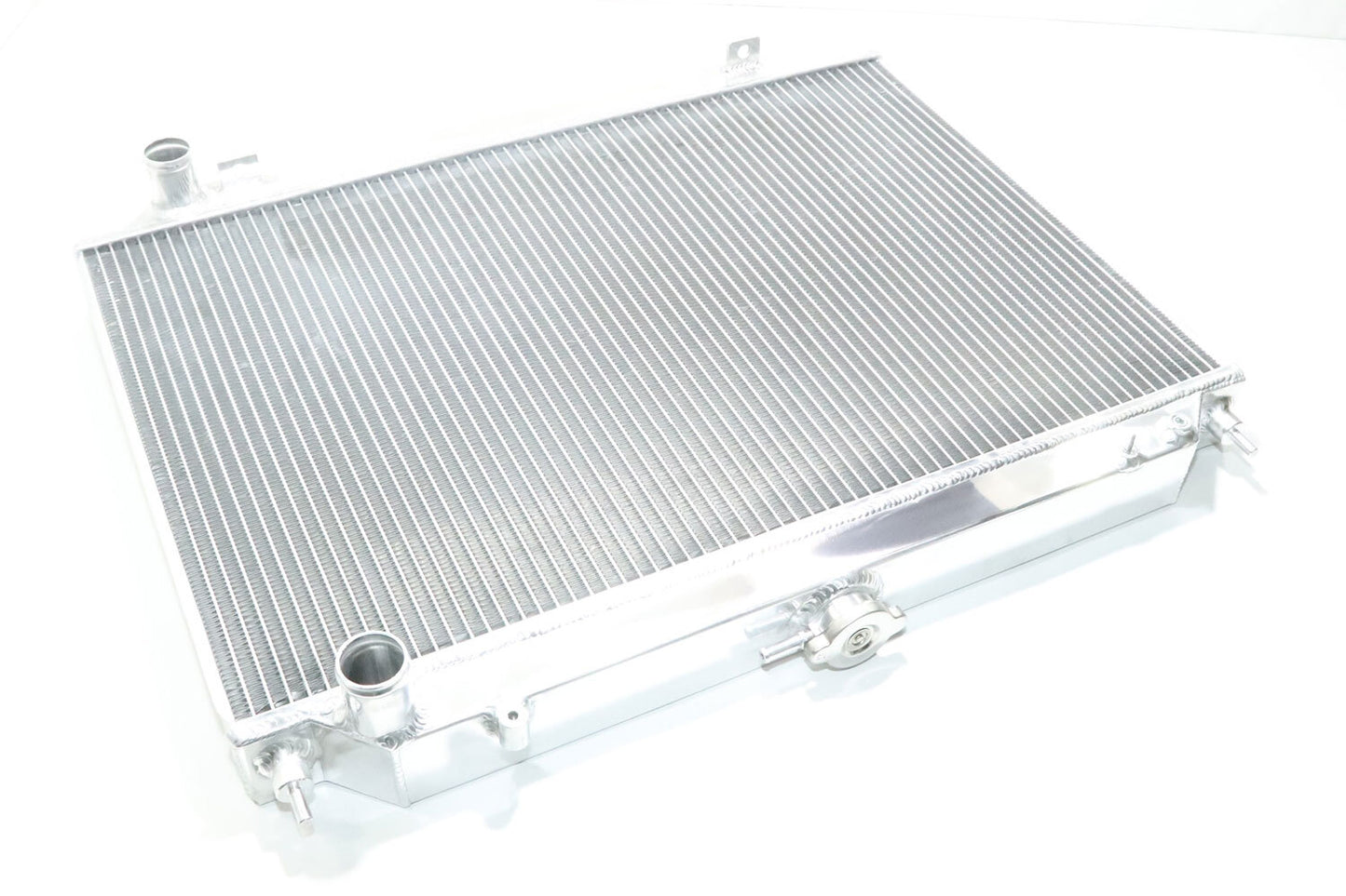 GREDDY TW-R ALUMINUM RADIATOR : NISSAN SKYLINE/STAGEA BNR33/ECR33/ER34/WGNC34 (RB26DETT)